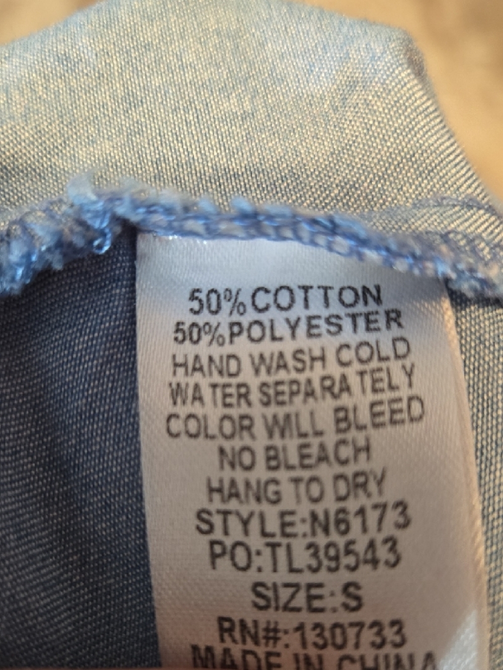 Umgee Blue Scallop Hem Denim-Look Chambray Shorts Size Small - Picture 6 of 7